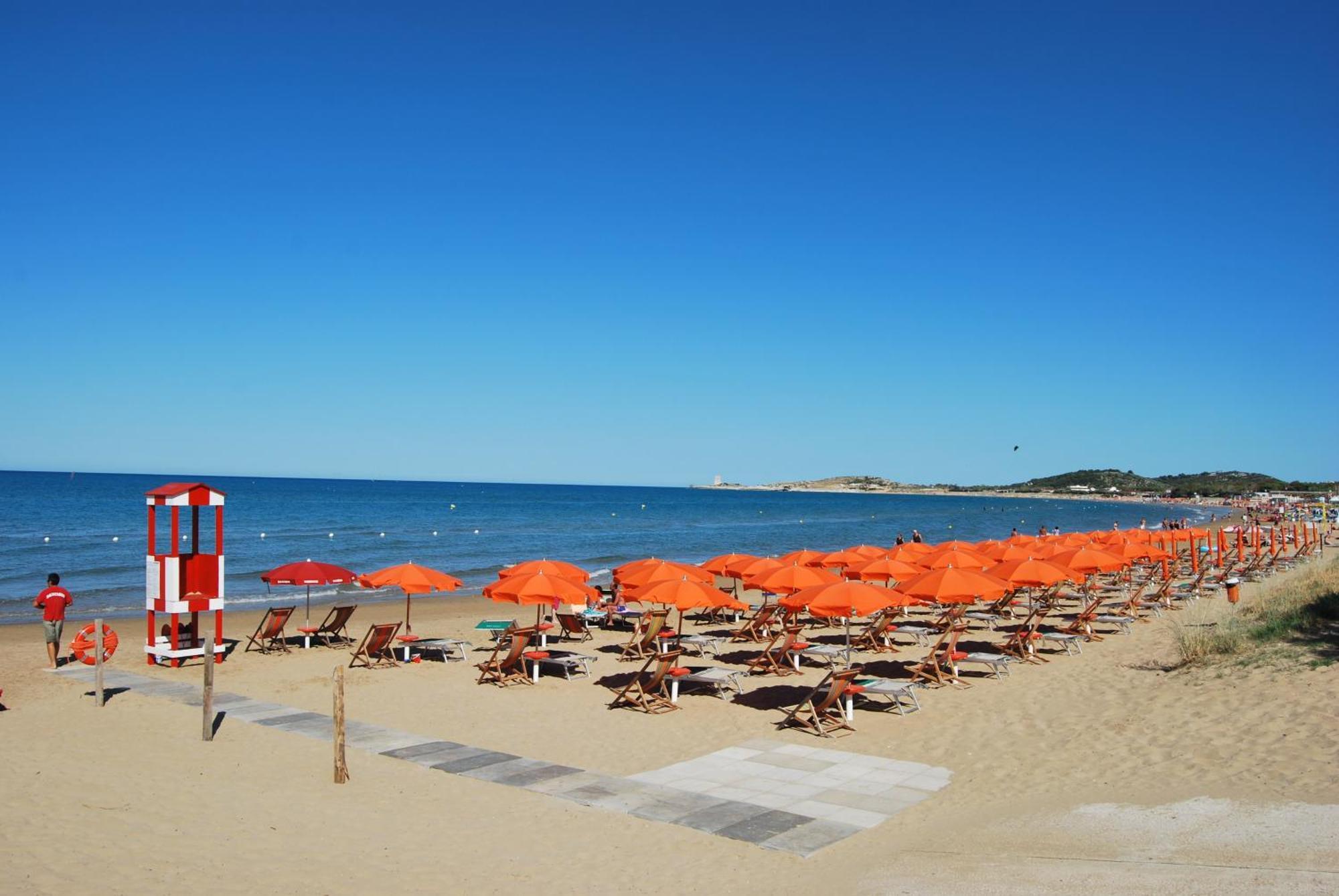 Santa Maria Villaggio Turistico Vieste Bagian luar foto