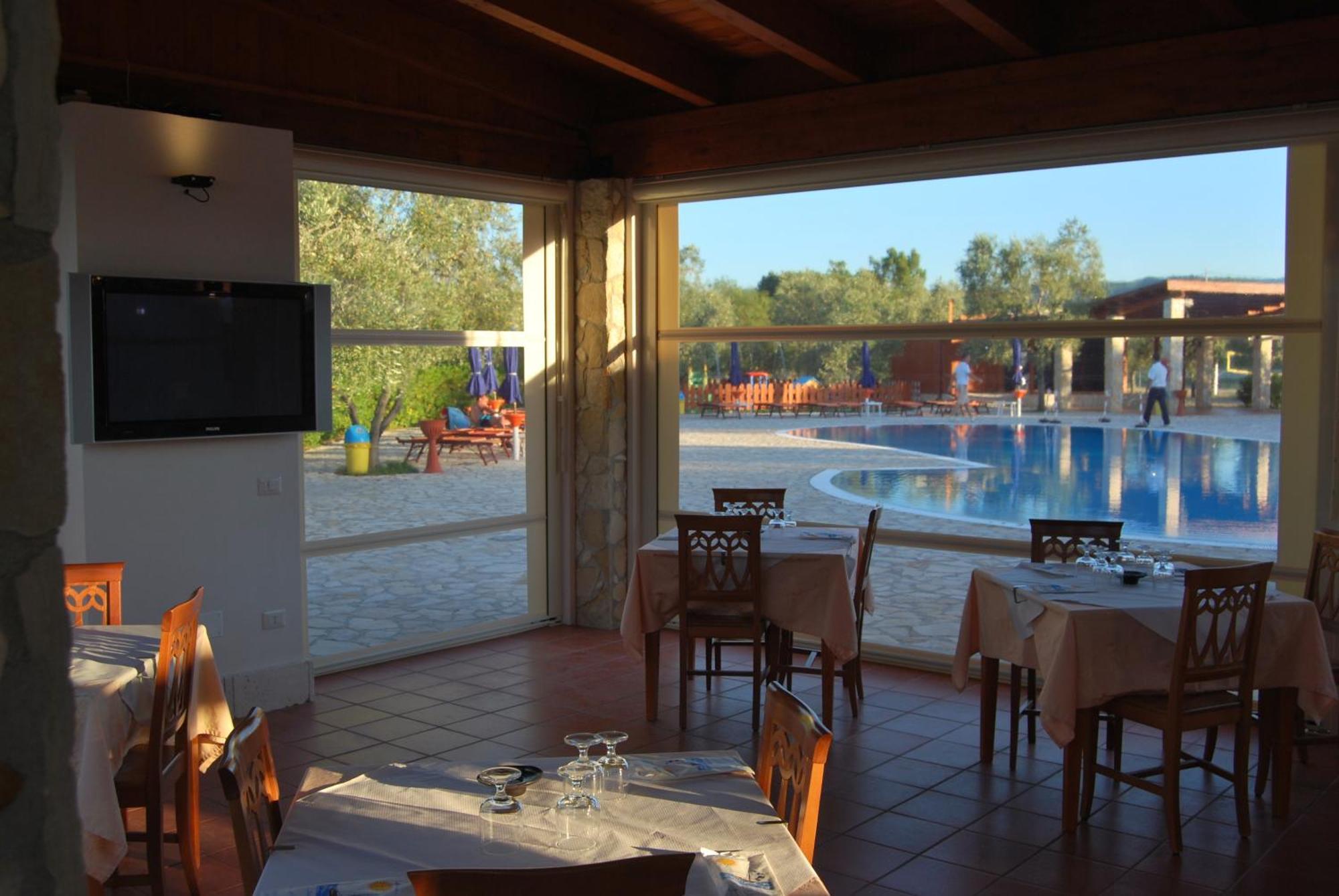 Santa Maria Villaggio Turistico Vieste Bagian luar foto